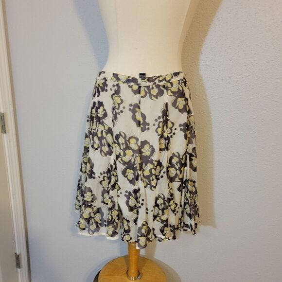 Club Monaco floral silk skirt Sz 6 - Picture 2 of 9